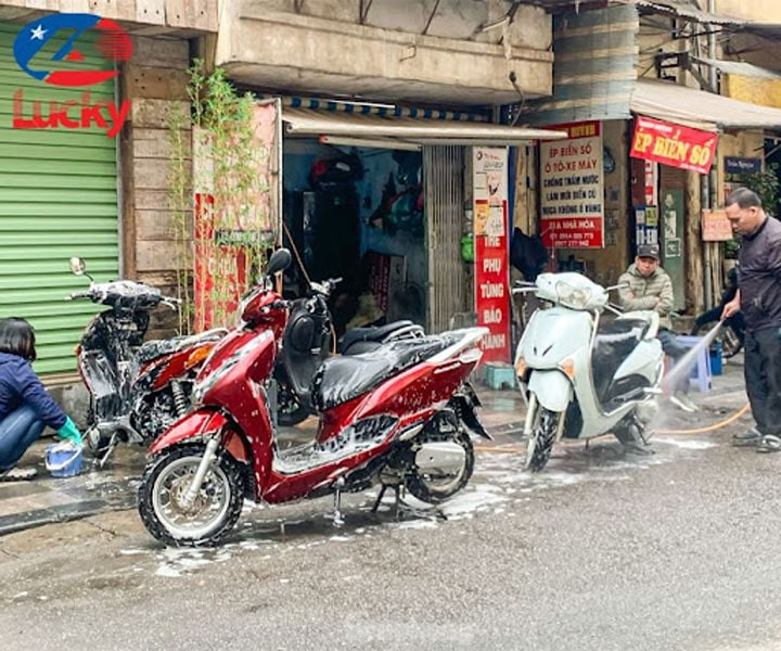 bo-thiet-bi-rua-xe-may-1